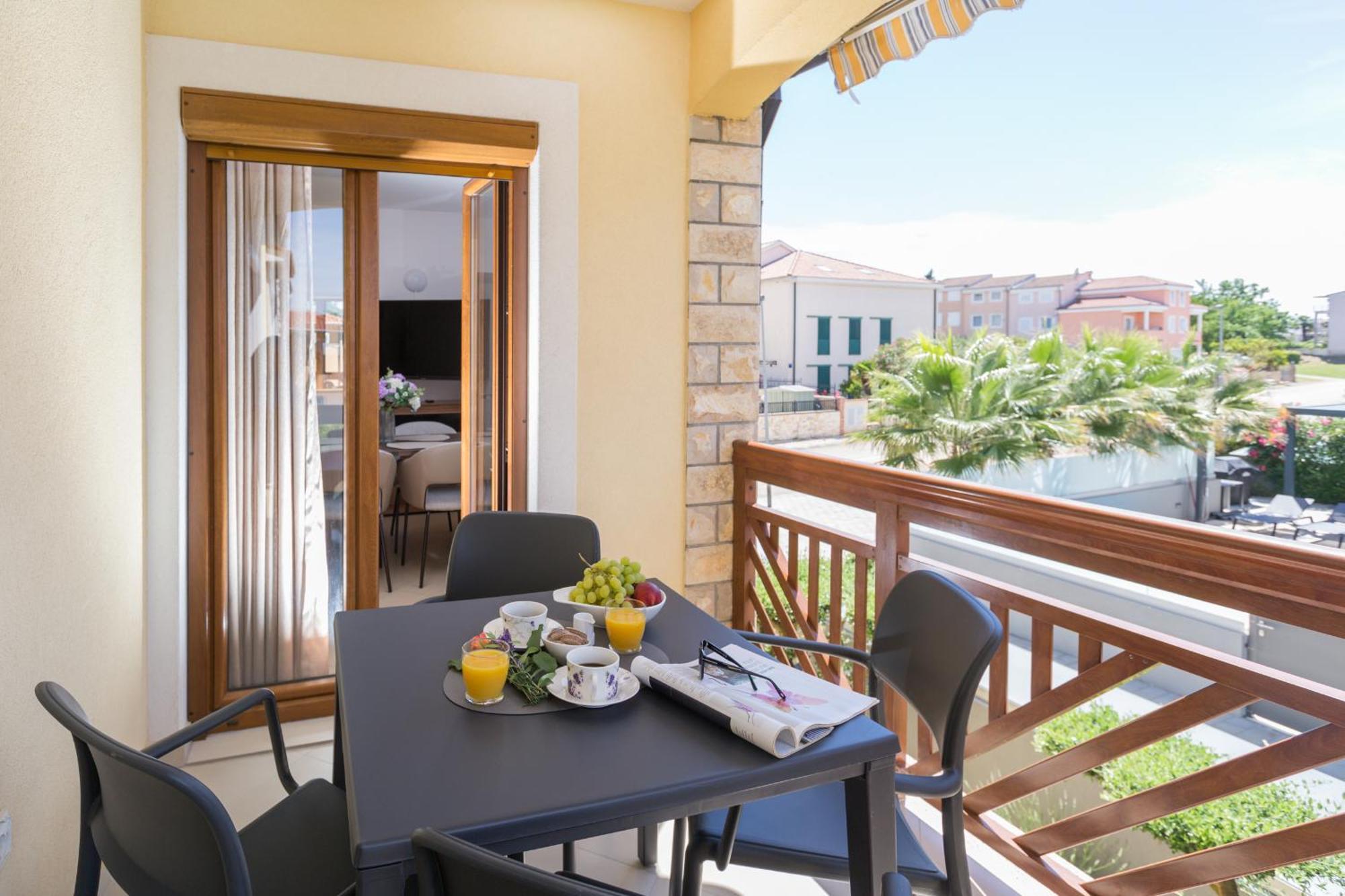 Apartments Bellissima Funtana Exterior foto